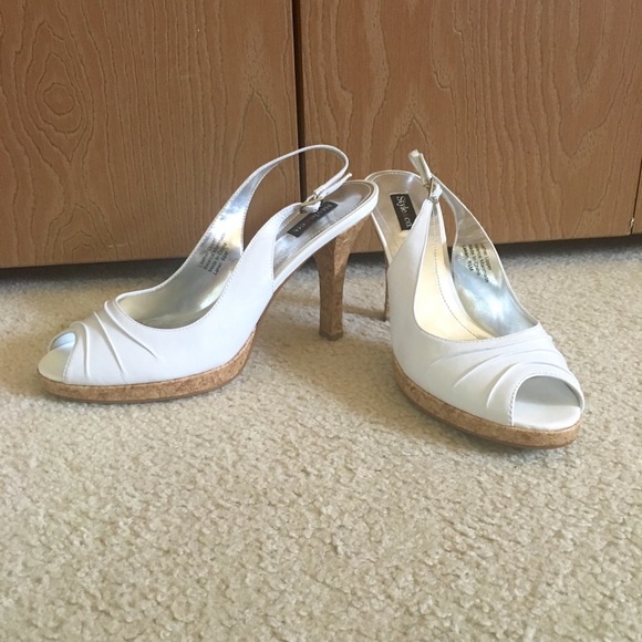 Style & Co. white peep toe sling back heel - Picture 2 of 7